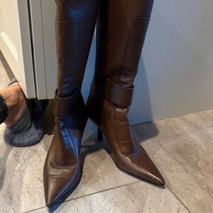 Gucci  Brown Leather Knee-High Boots/ must have!